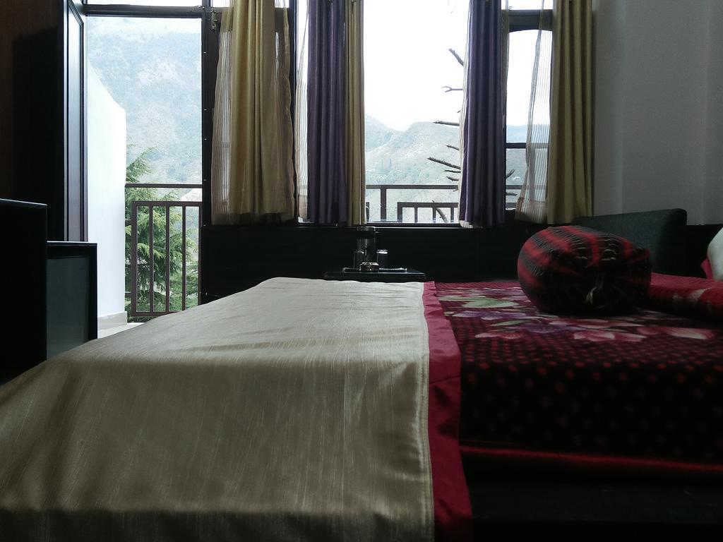 Holiday Hill Hotel Dharamshala Exterior foto